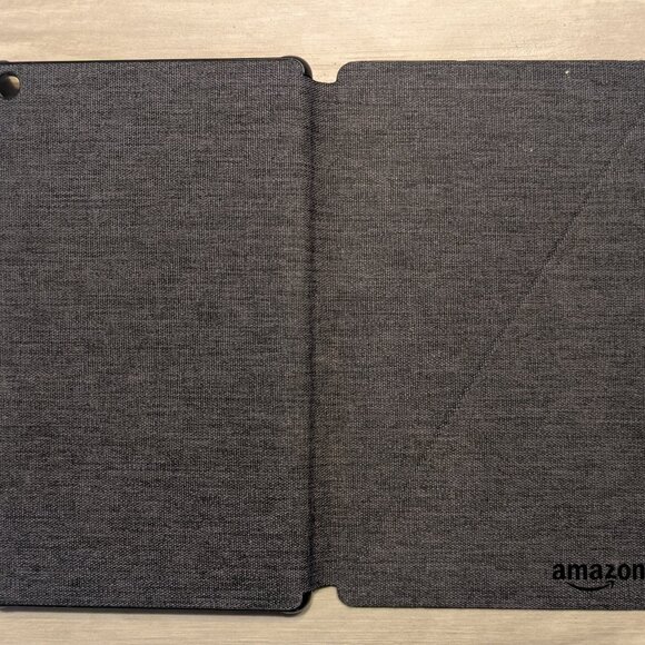 Amazon Fire Tablet HD 8 25GB - Picture 7 of 8